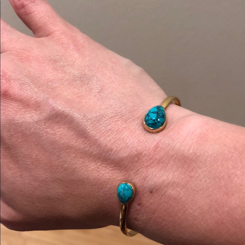 Gold turquoise bracelet
